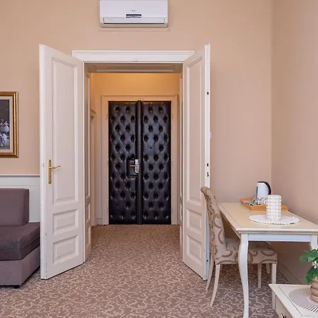 Apartman Top Central Rooms